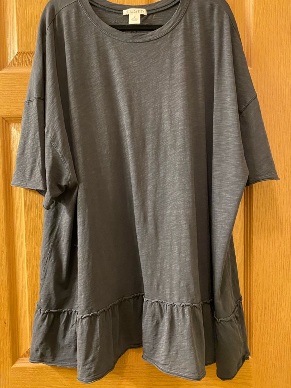 Torrid Festi Unfinished Hem Women's Top